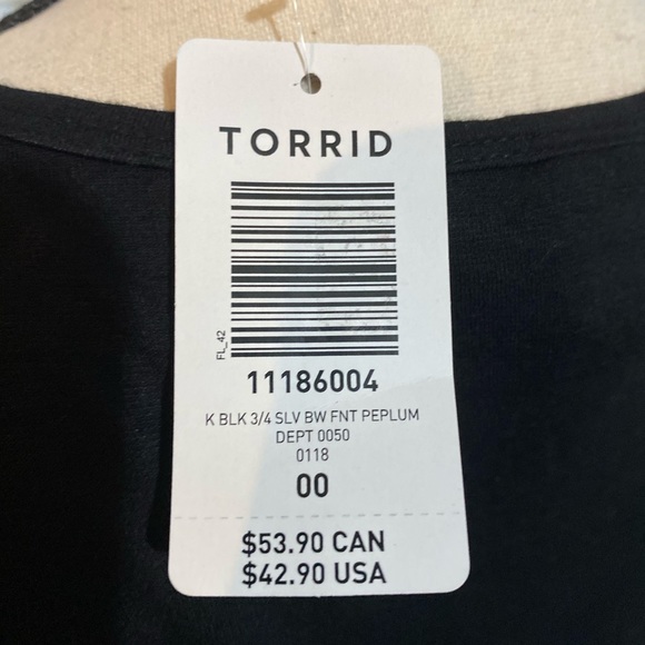 Torrid size 00, black 3/4 sleeve peplum top - Picture 5 of 5